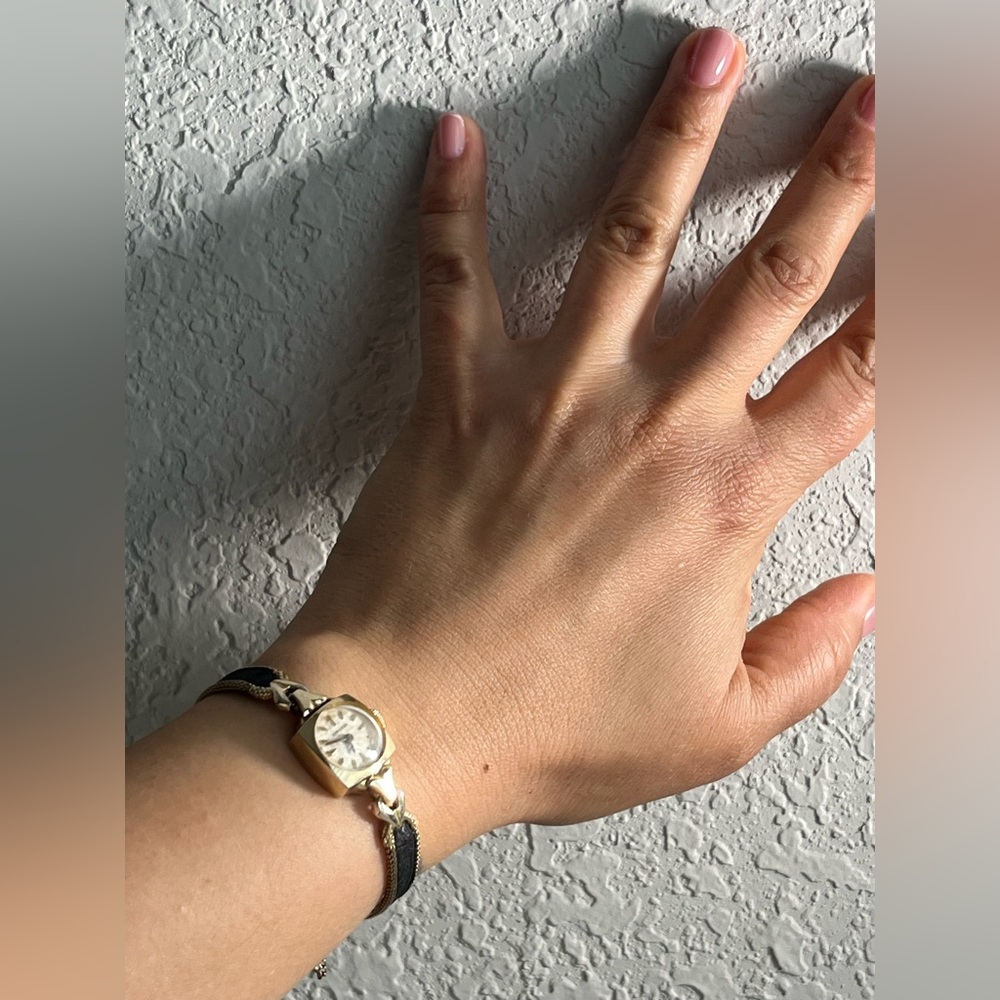 Longines mini mechanical ladies watch gold filled 10K. - Picture 7 of 15